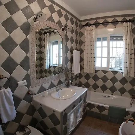 Casa Maleda Holiday home *